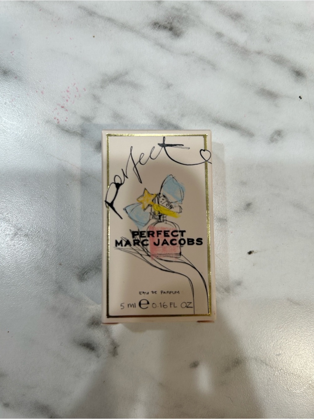 Marc Jacob’s Perfect Mini - Picture 2 of 2